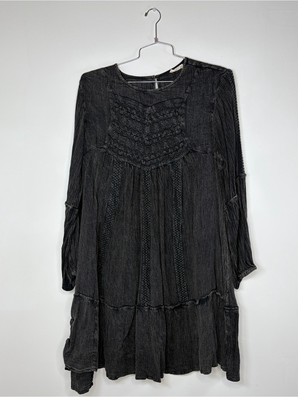 Kings Road Crochet Trim Swing Dress - Picture 2 of 9